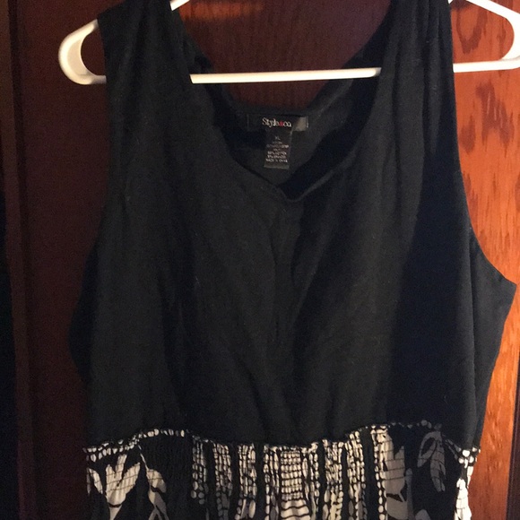 Dress - Picture 5 of 5